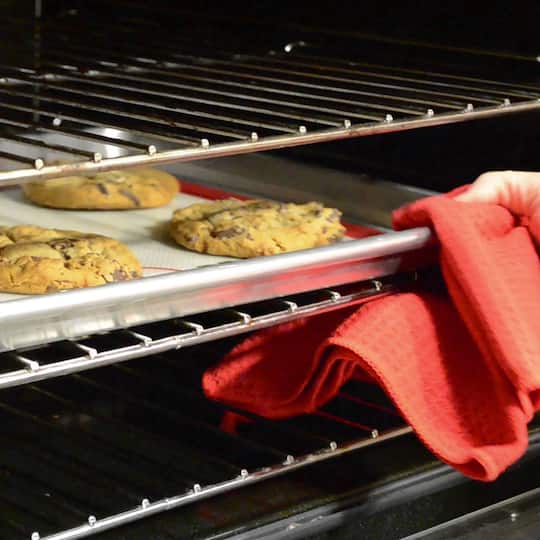 Fat Daddio's® ProSeries Half Sheet Silicone Baking Mat